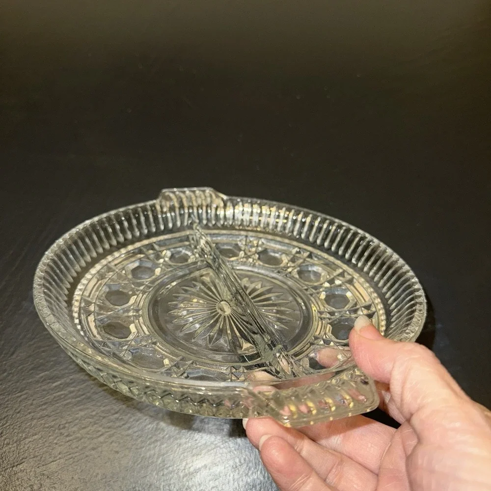 Federal Glass Windsor Button & Cane Divided Relish Dish Vintage 1970's‎